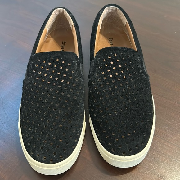 Frye and Co Peggy Perforated Black Suede Slip On Loafers Flats Women’s 8 Shoes - Picture 12 of 17